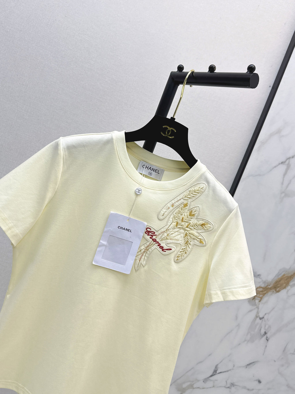 26SS - New Heavy Embroidery Beaded Letter Short-Sleeve T-Shirt + Tweed High-Waisted A-Line Skirt