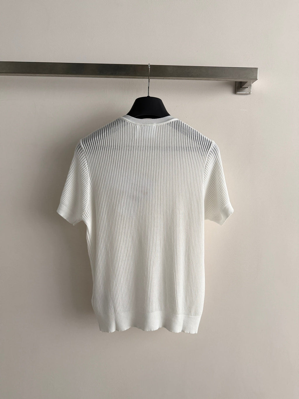 26 Bow-knitted short-sleeved top