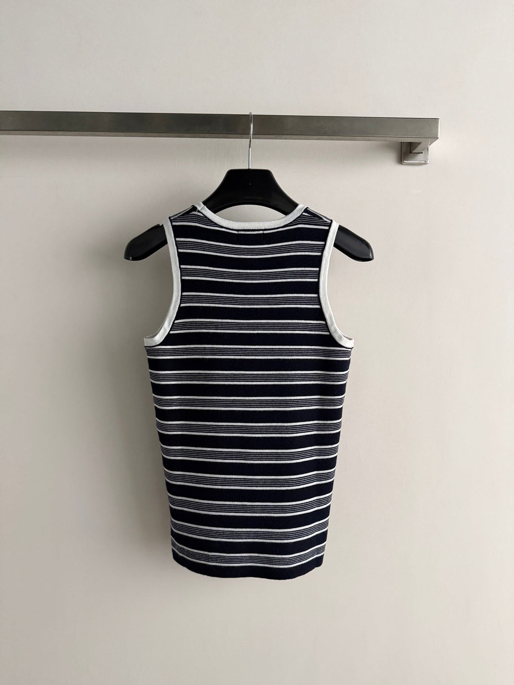 New striped knit vest