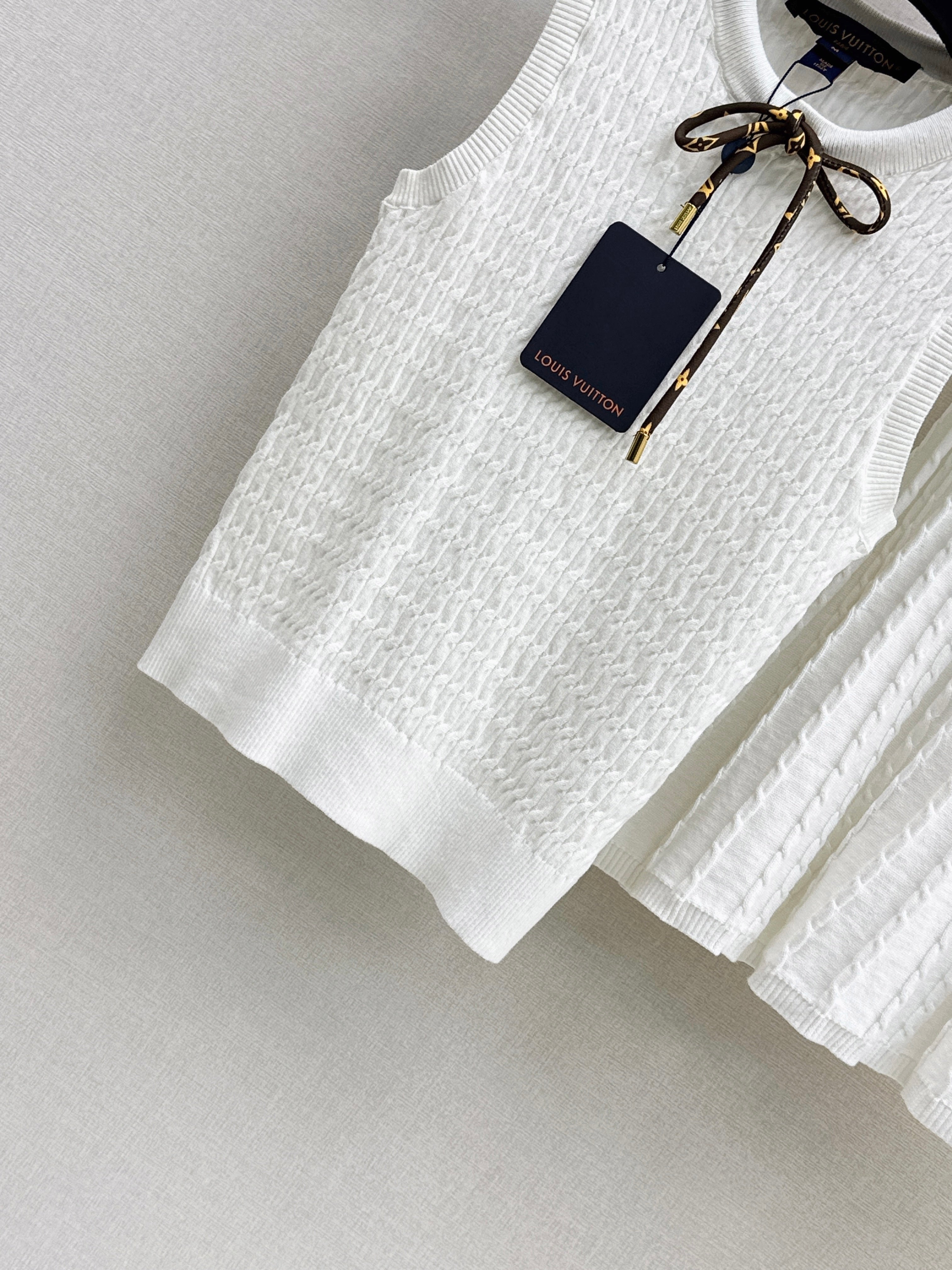 New Age-Defying Vacation Series Monogram Set