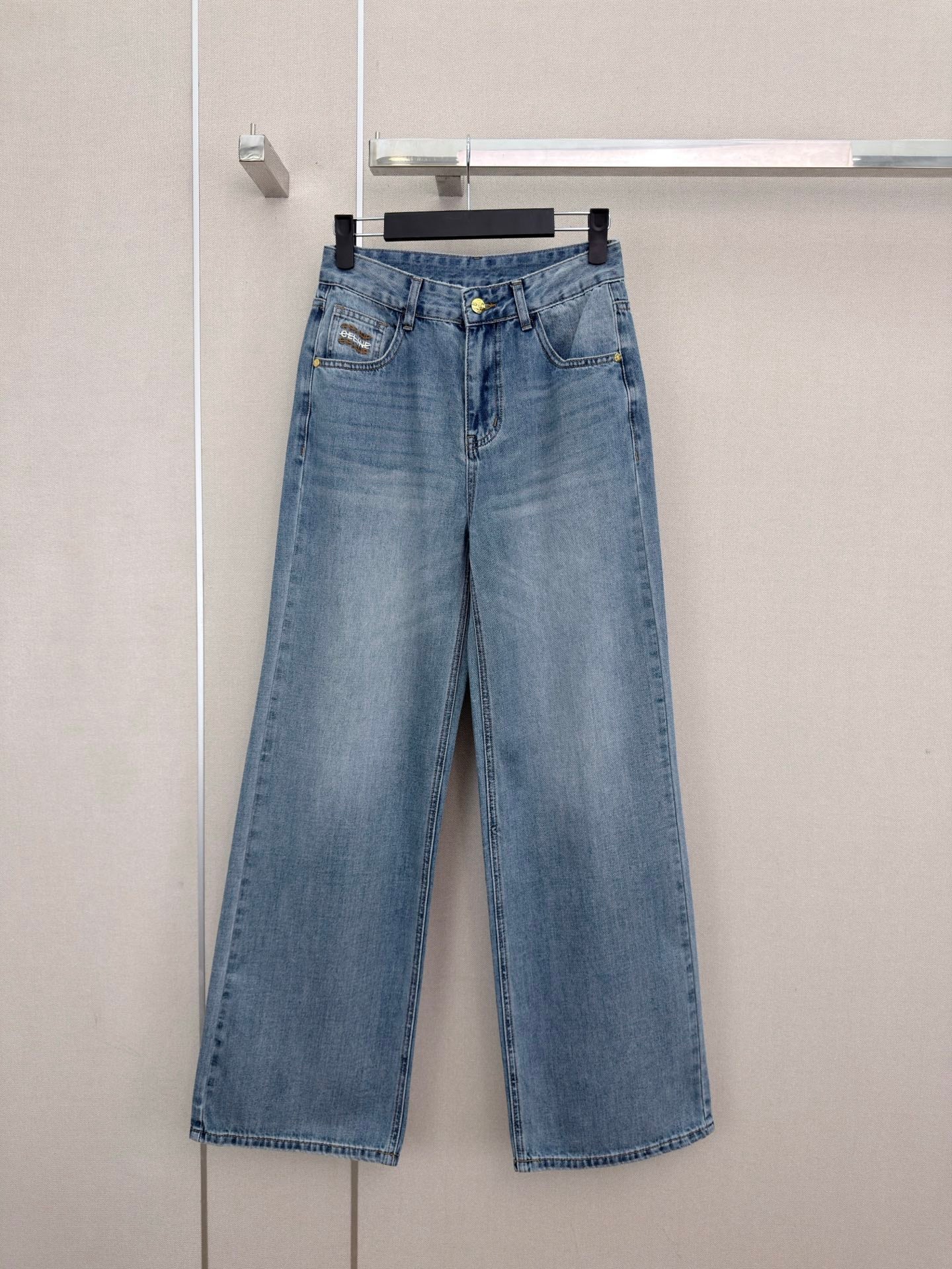 26 Spring/Summer New Straight Leg Jeans