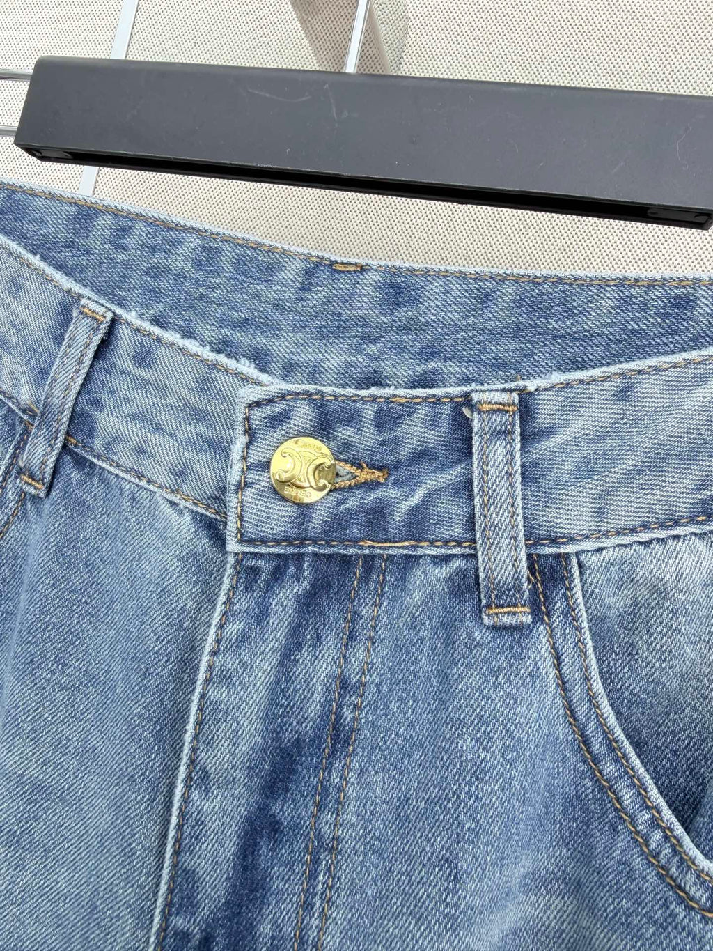 26 Spring/Summer New Straight Leg Jeans