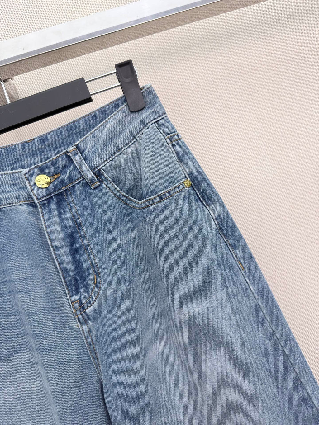 26 Spring/Summer New Straight Leg Jeans