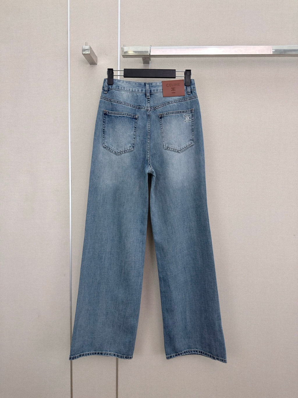 26 Spring/Summer New Straight Leg Jeans