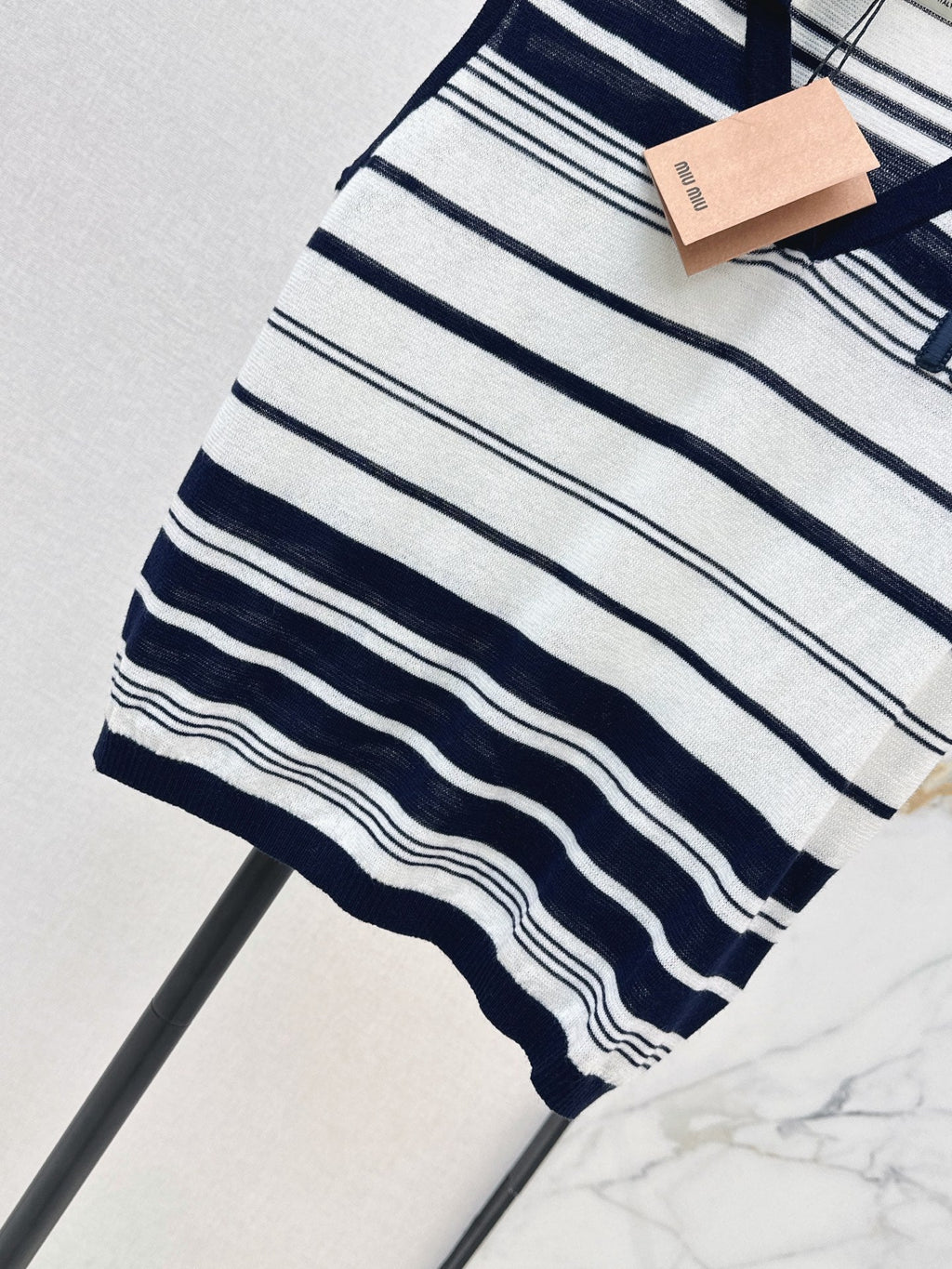 26SS — New Striped Sleeveless Knitted Vest