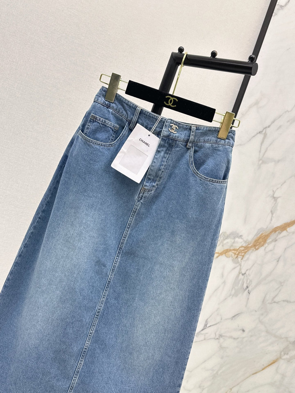 26Ss - Vintage Distressed Washed Denim Skirt