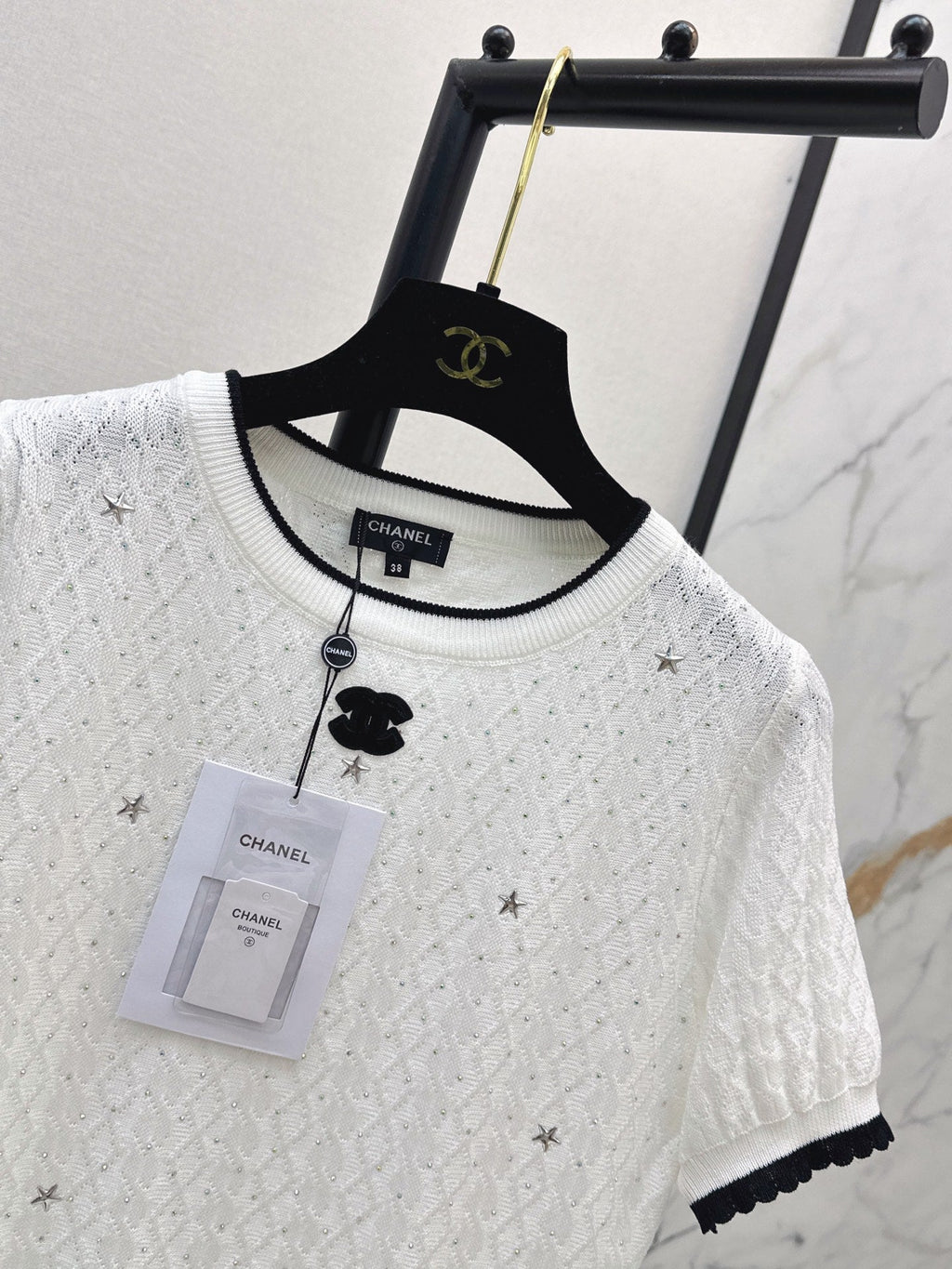 26Ss - New Logo-Decorated Short-Sleeve Knit Sweater