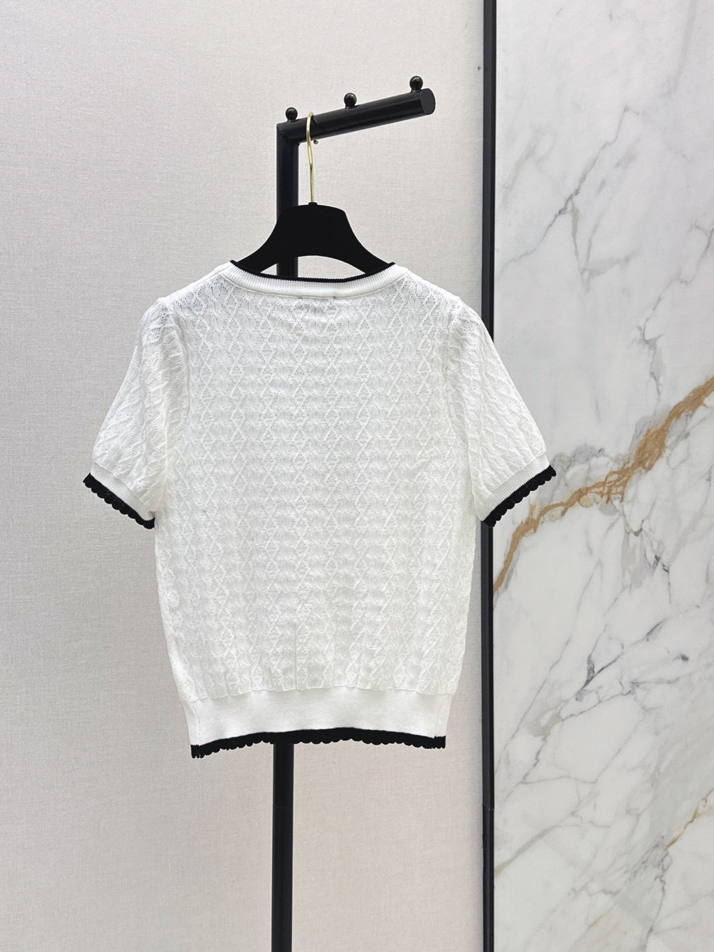 26Ss - New Logo-Decorated Short-Sleeve Knit Sweater