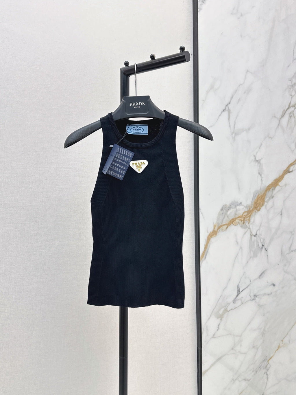 26Ss - Knitted Vest