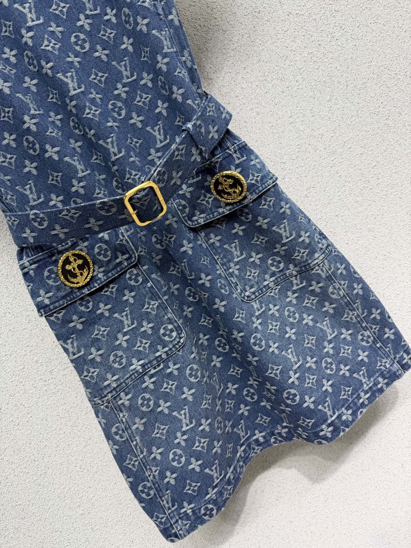 presbyopic denim dress
