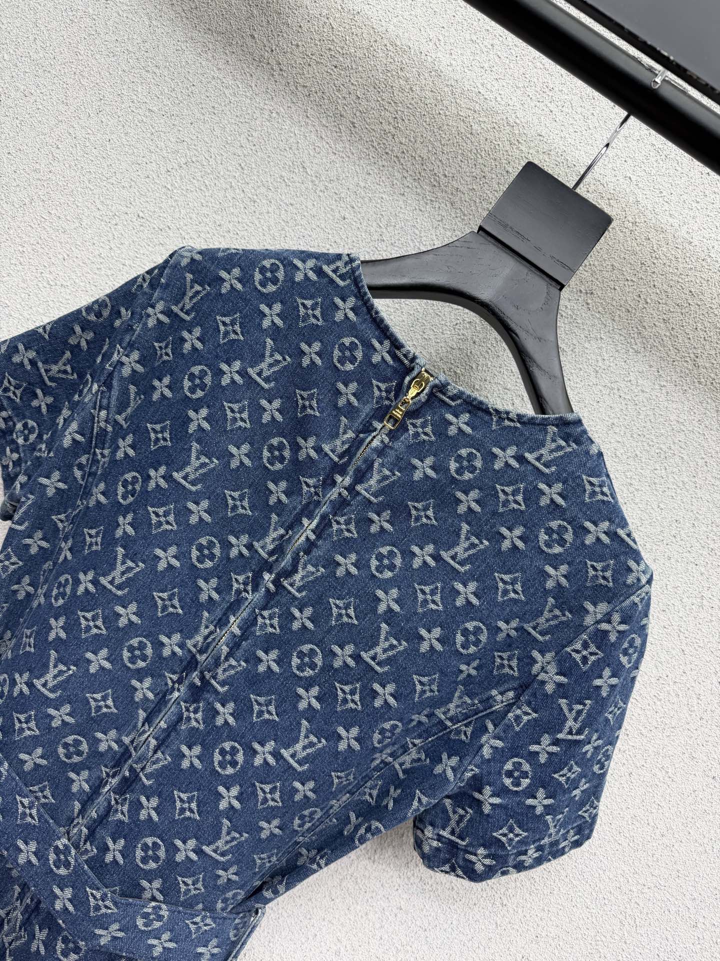 presbyopic denim dress