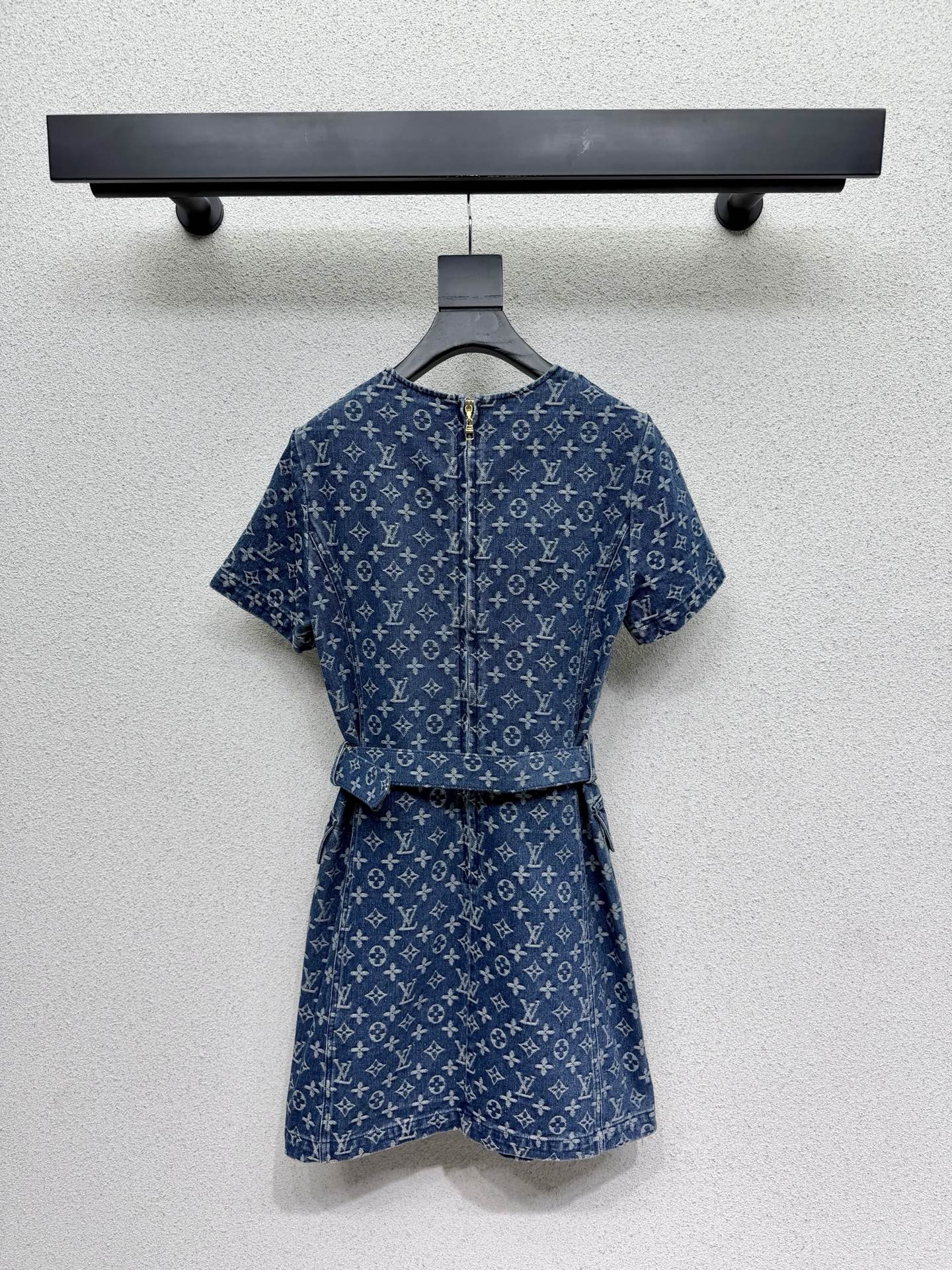 presbyopic denim dress
