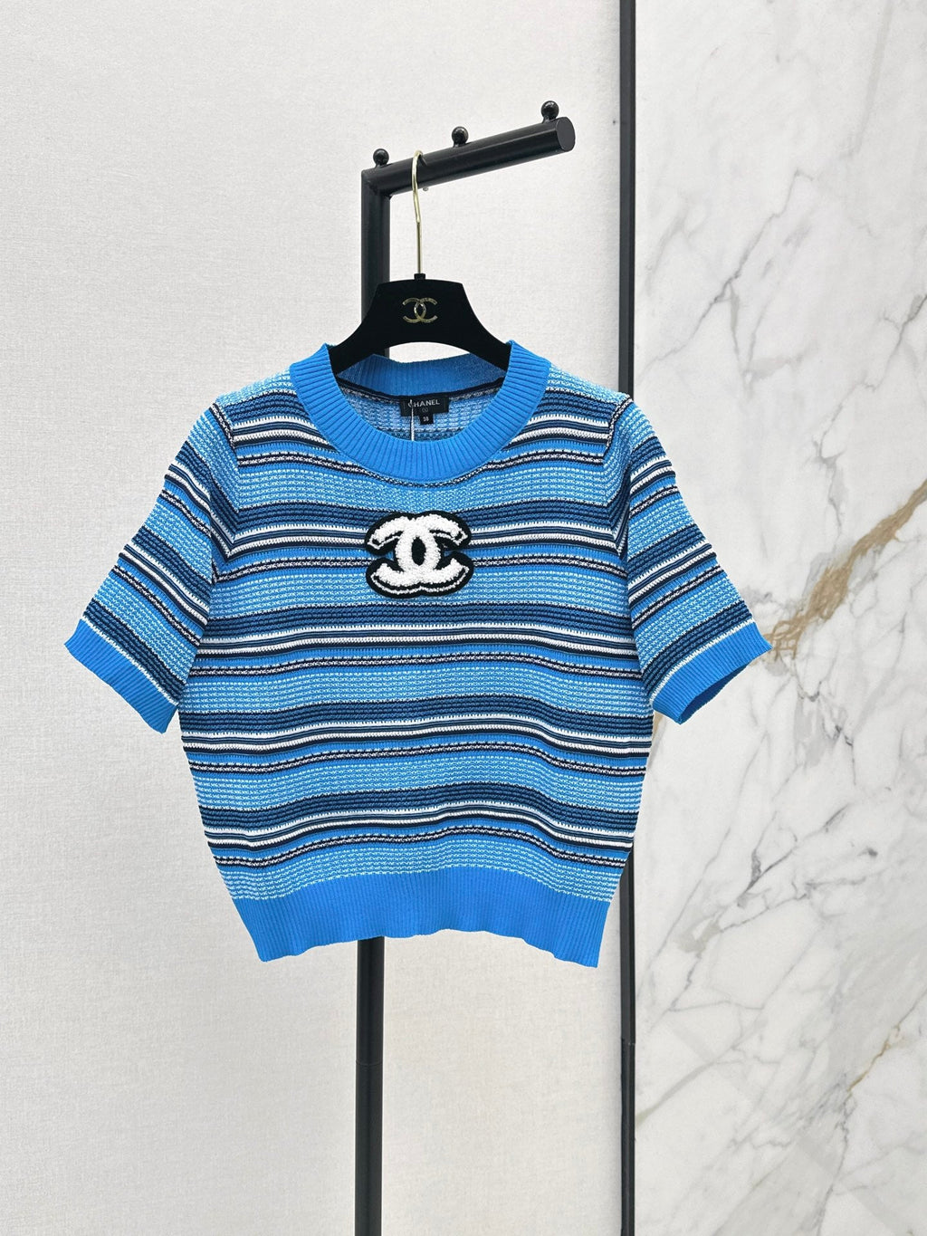 26SS - New Logo-Decorated Short-Sleeve T-Shirt