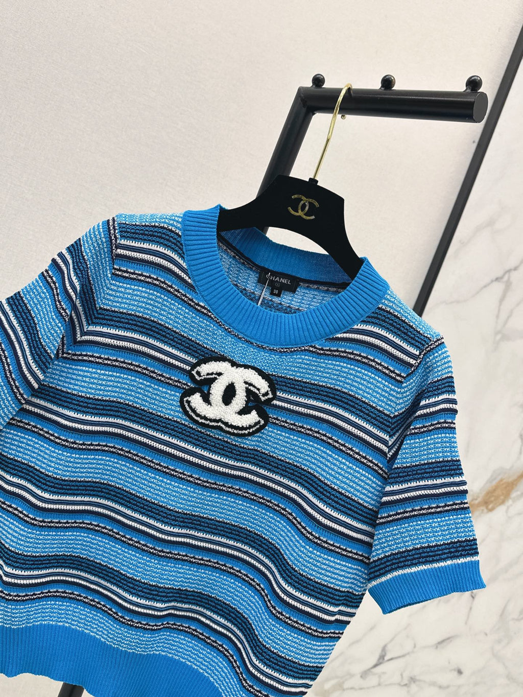 26SS - New Logo-Decorated Short-Sleeve T-Shirt