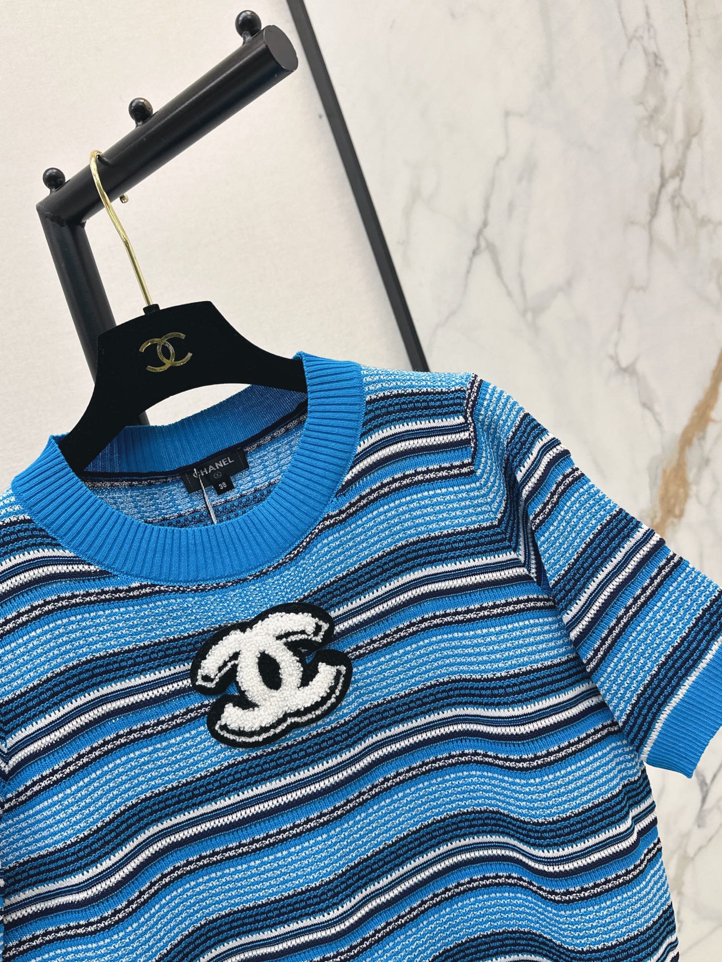 26SS - New Logo-Decorated Short-Sleeve T-Shirt