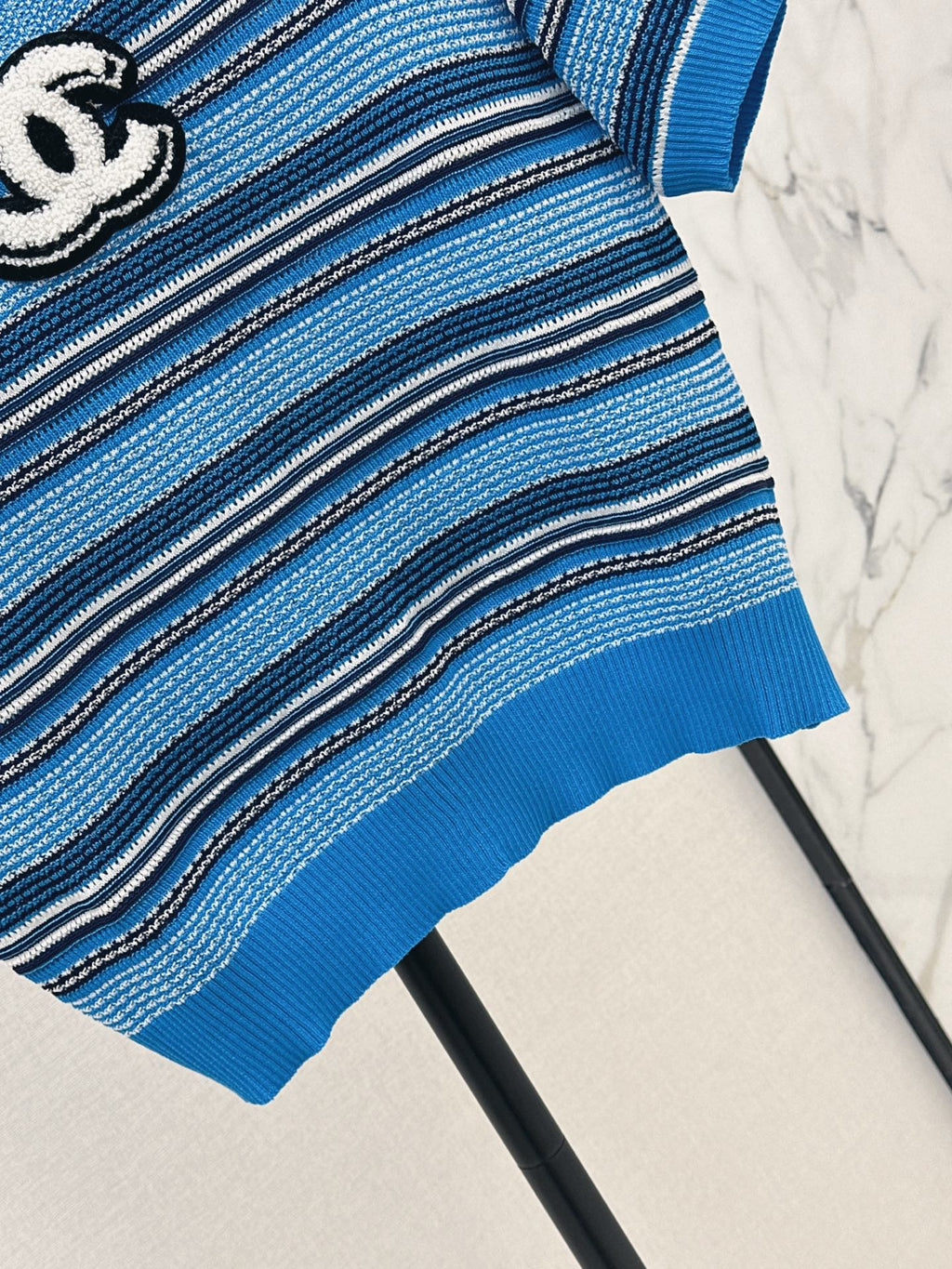 26SS - New Logo-Decorated Short-Sleeve T-Shirt