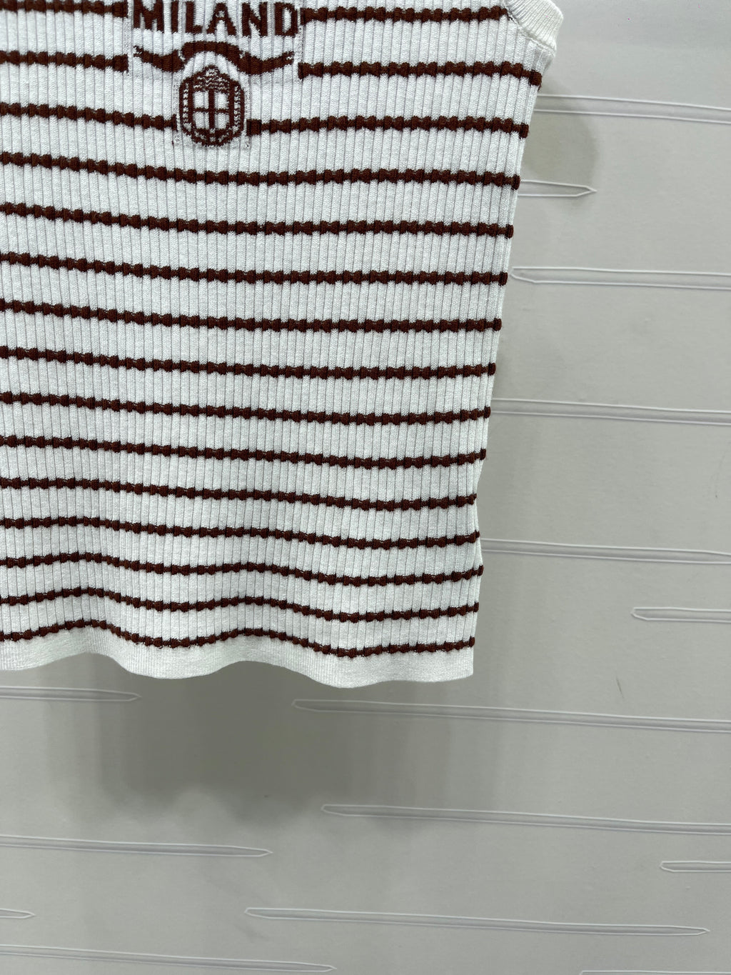 Color-block striped knit vest