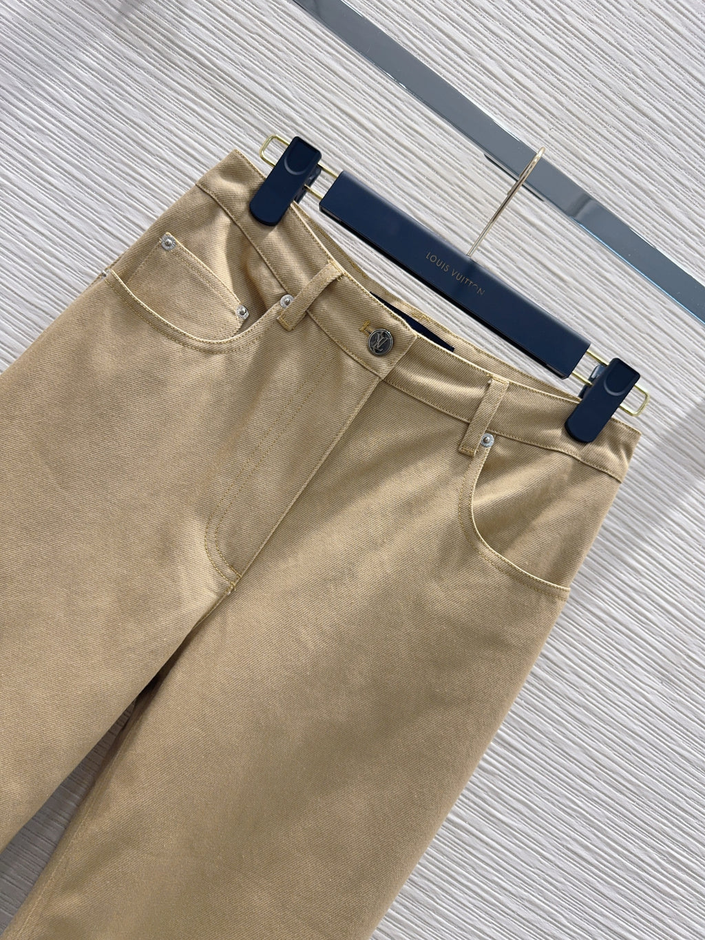 26 New Style Trousers