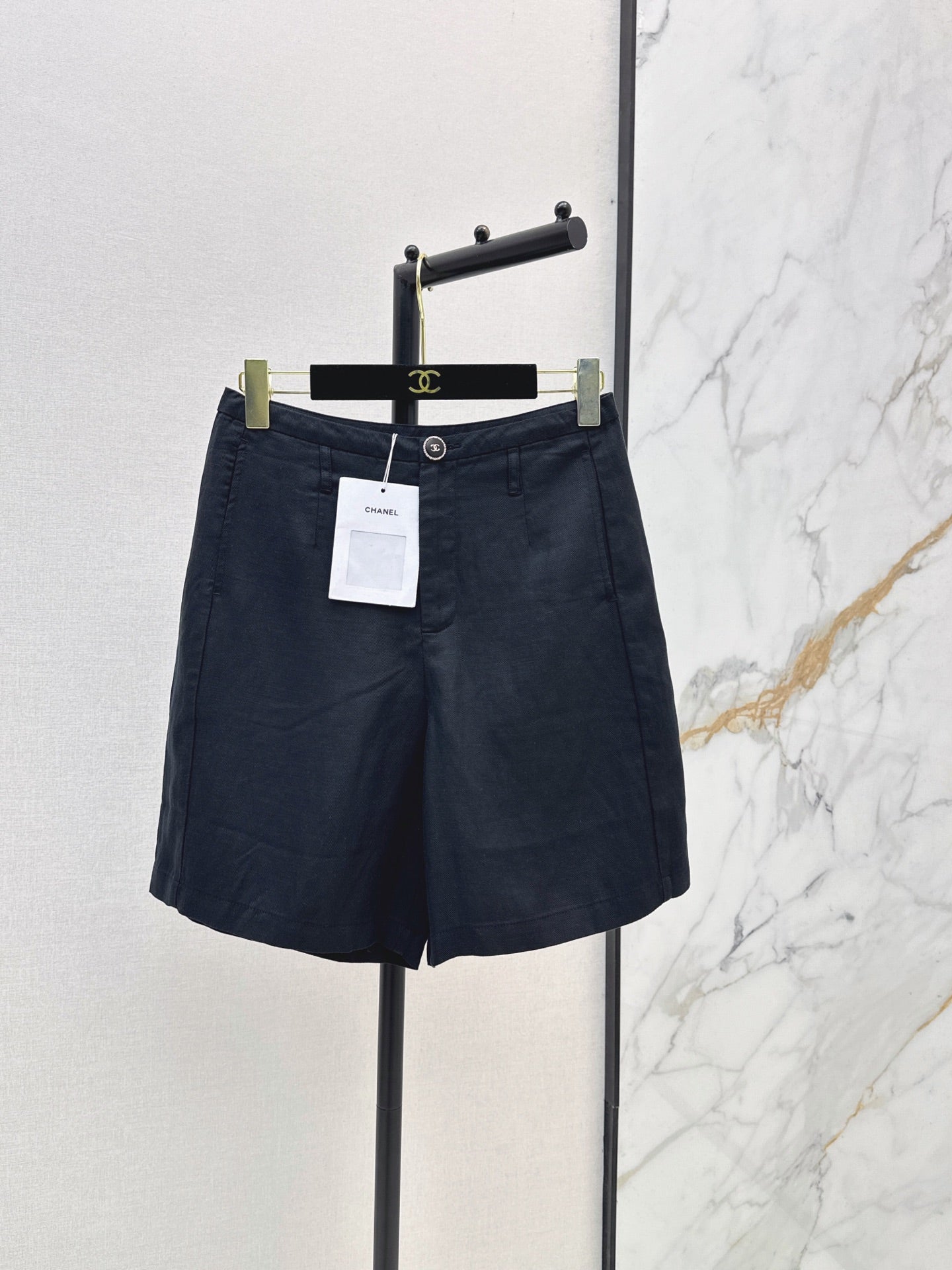26SS — New Versatile Linen Knee-Length Shorts