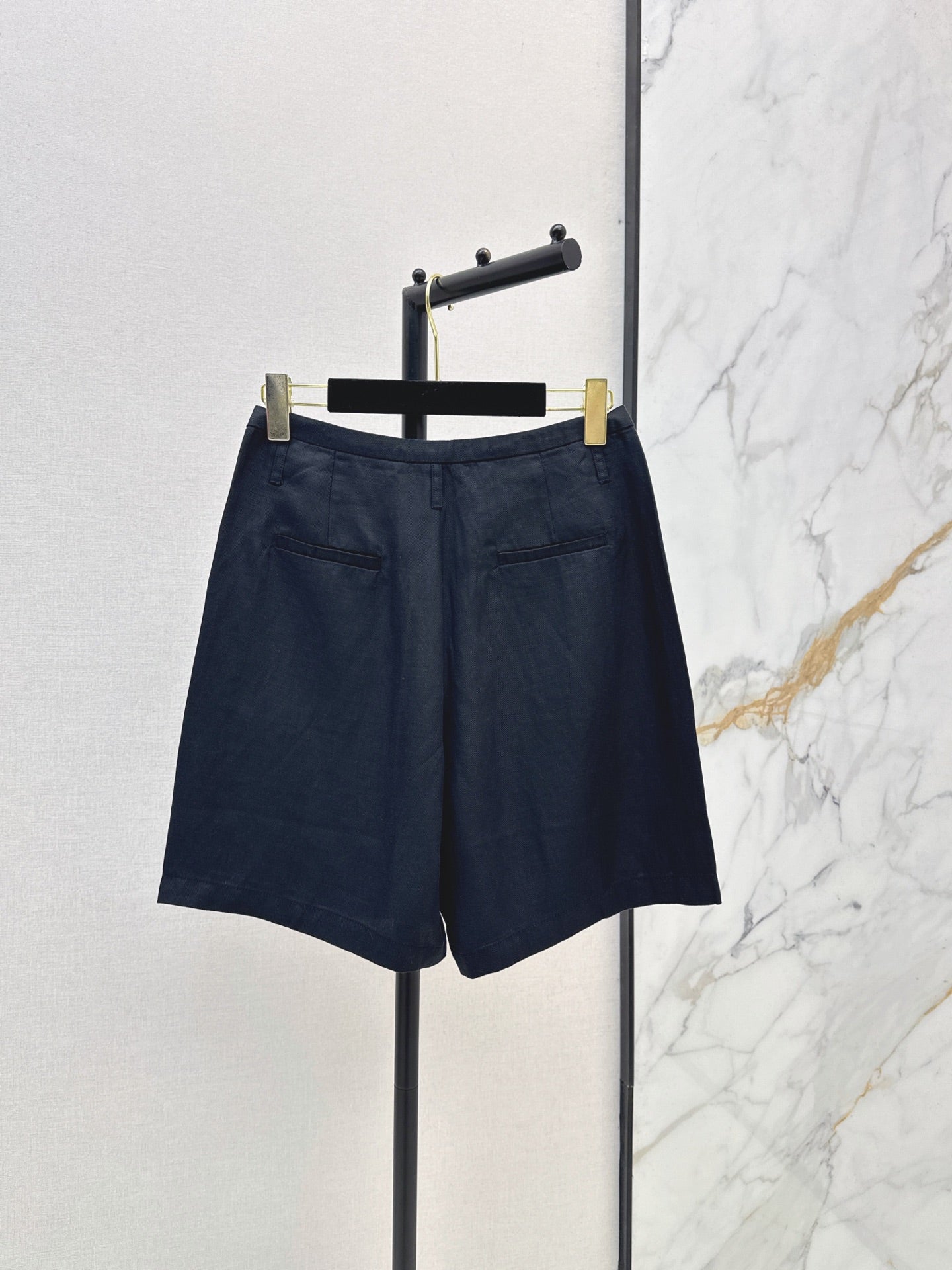 26SS — New Versatile Linen Knee-Length Shorts