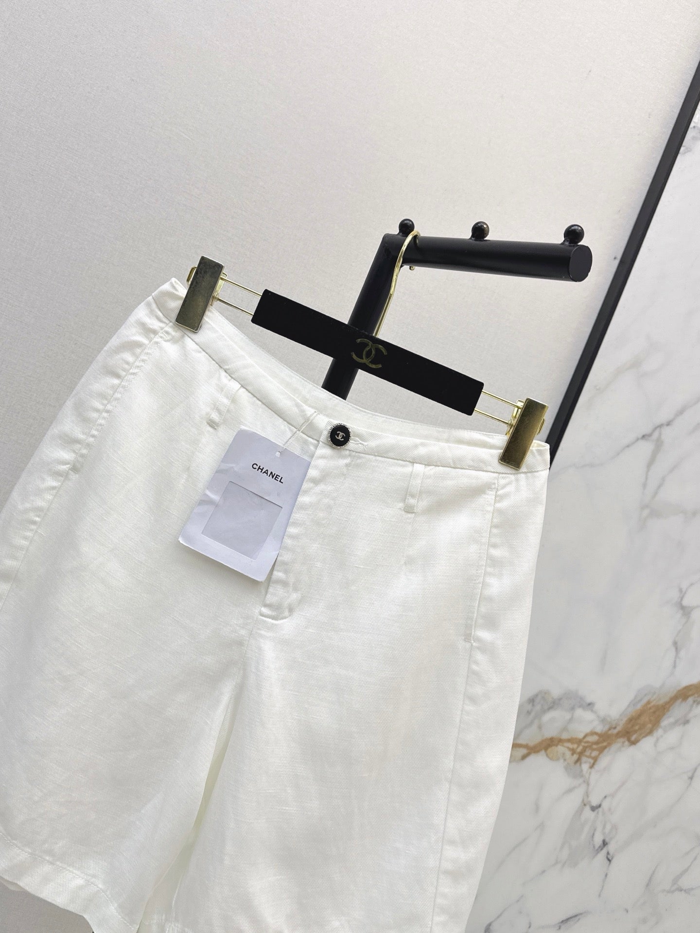 26SS — New Versatile Linen Knee-Length Shorts