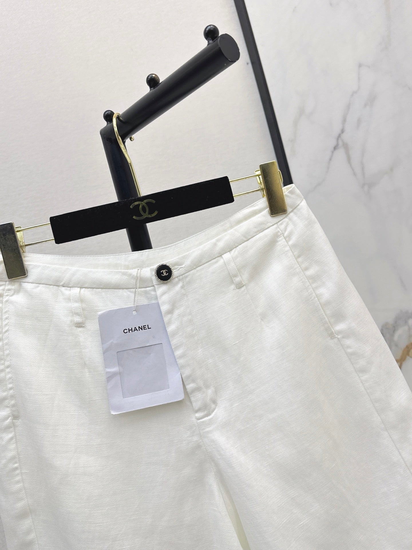 26SS — New Versatile Linen Knee-Length Shorts