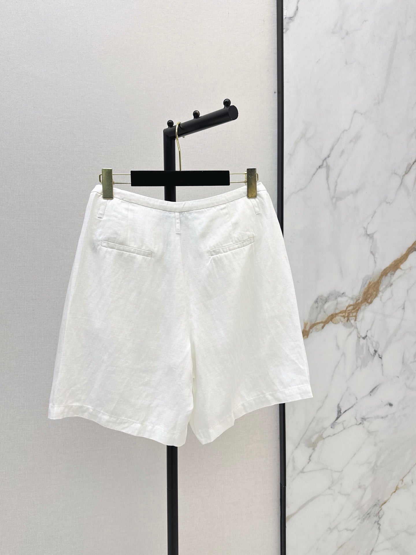 26SS — New Versatile Linen Knee-Length Shorts