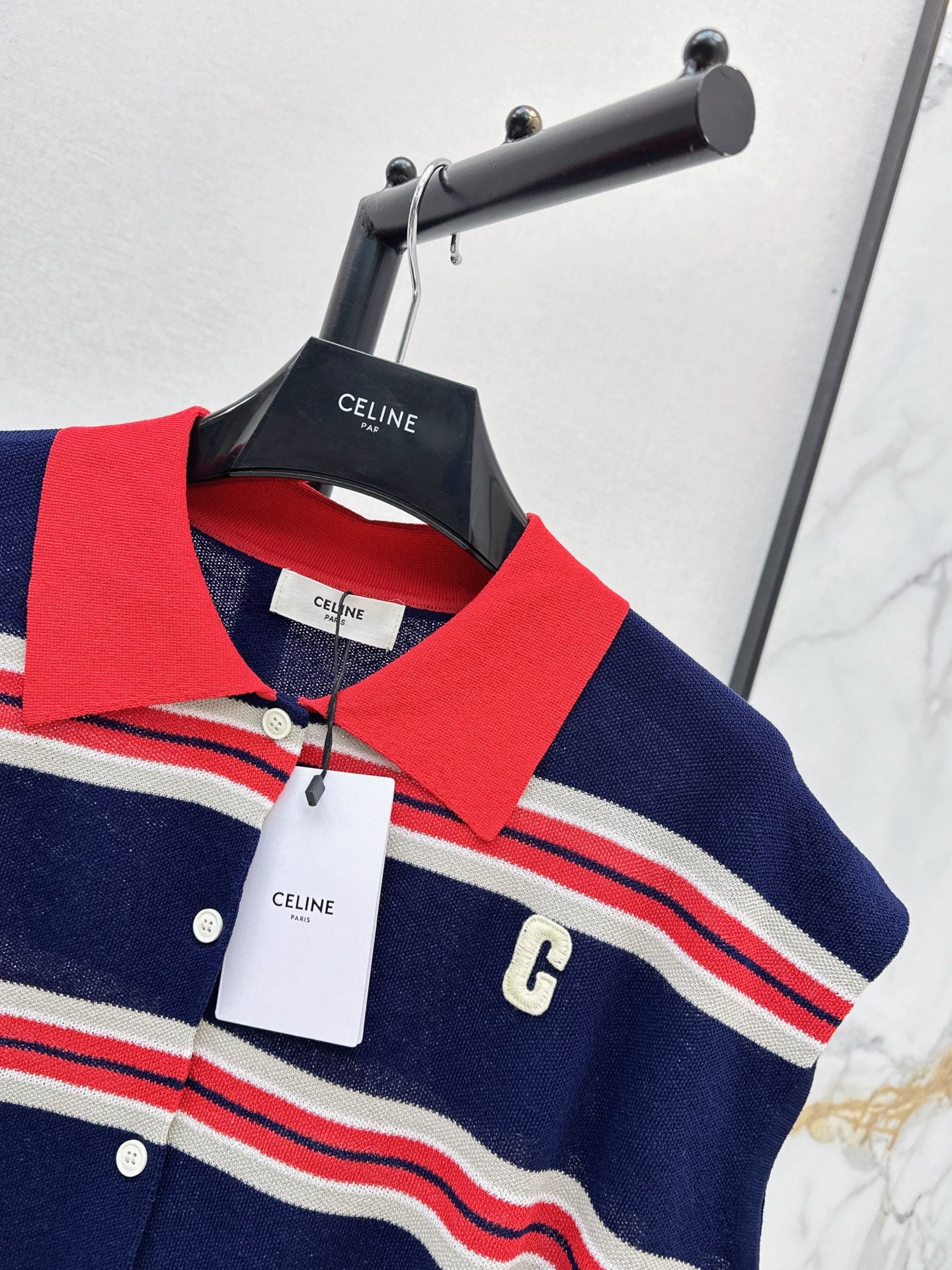 26SS — New Sleeveless Striped Knit Top