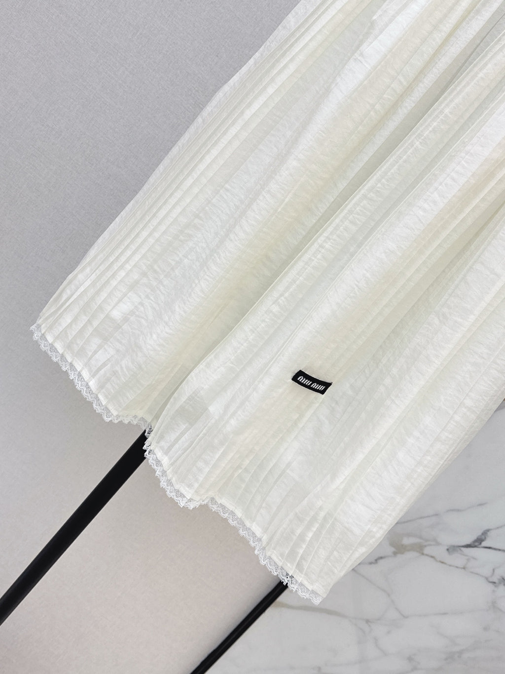 26SS — New Pleated Midi Skirt