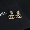 Classic gold versatile earrings