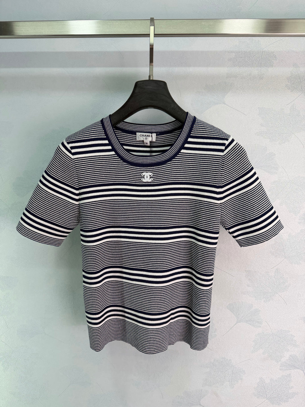 26 New Striped Knit Short-Sleeve T-Shirt