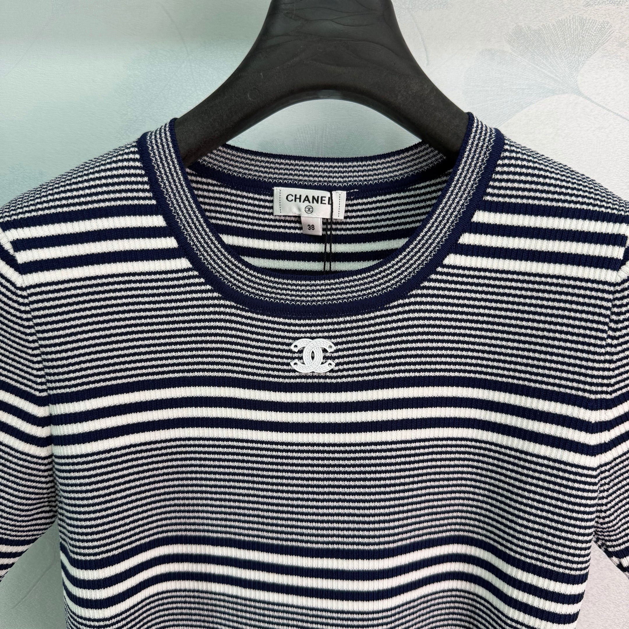 26 New Striped Knit Short-Sleeve T-Shirt