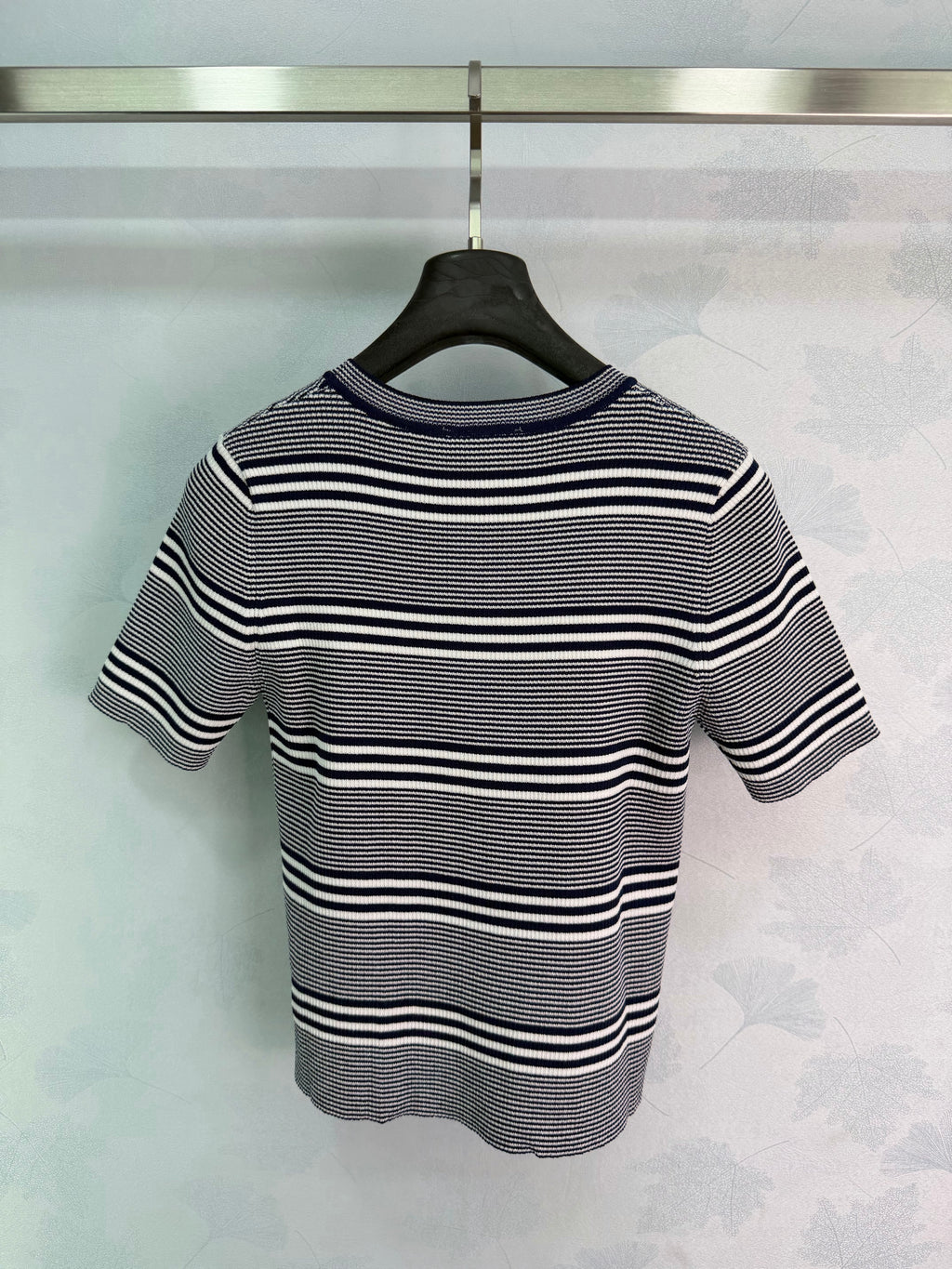 26 New Striped Knit Short-Sleeve T-Shirt