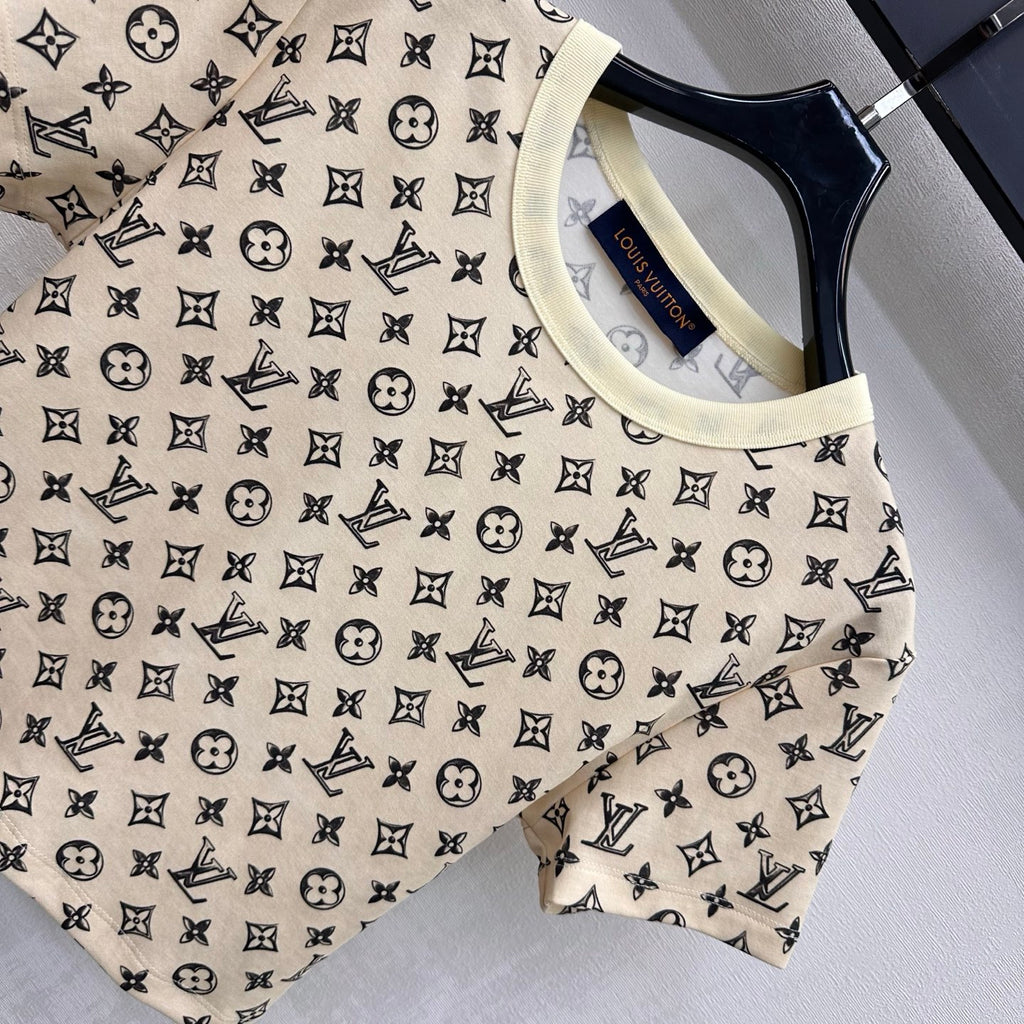 26 New Round Neck Printed Short Style