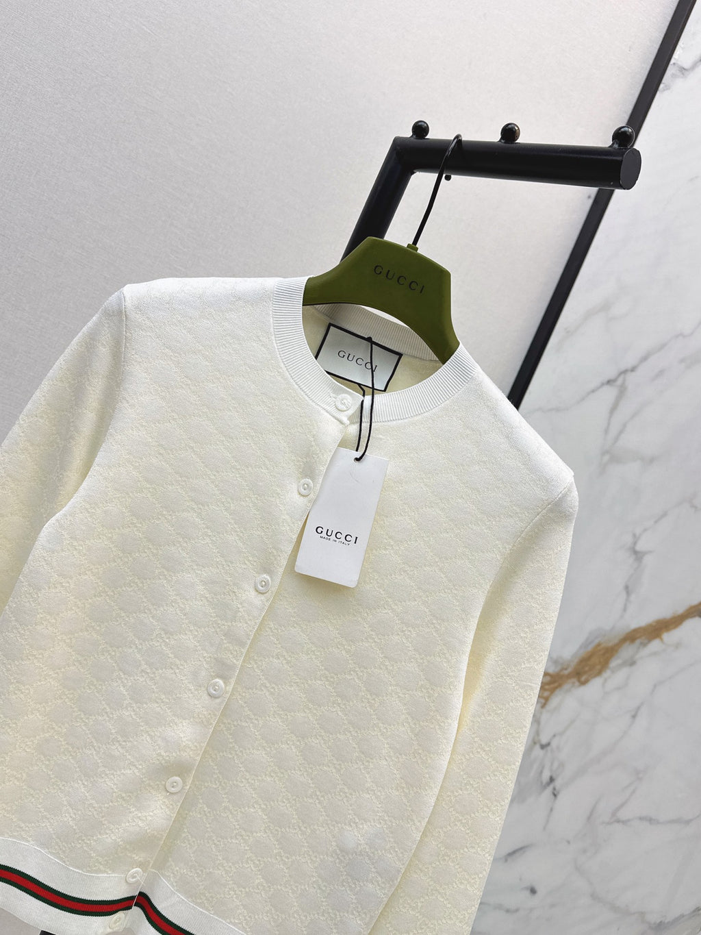 26SS — New Color-Blocked Crew Neck Cardigan