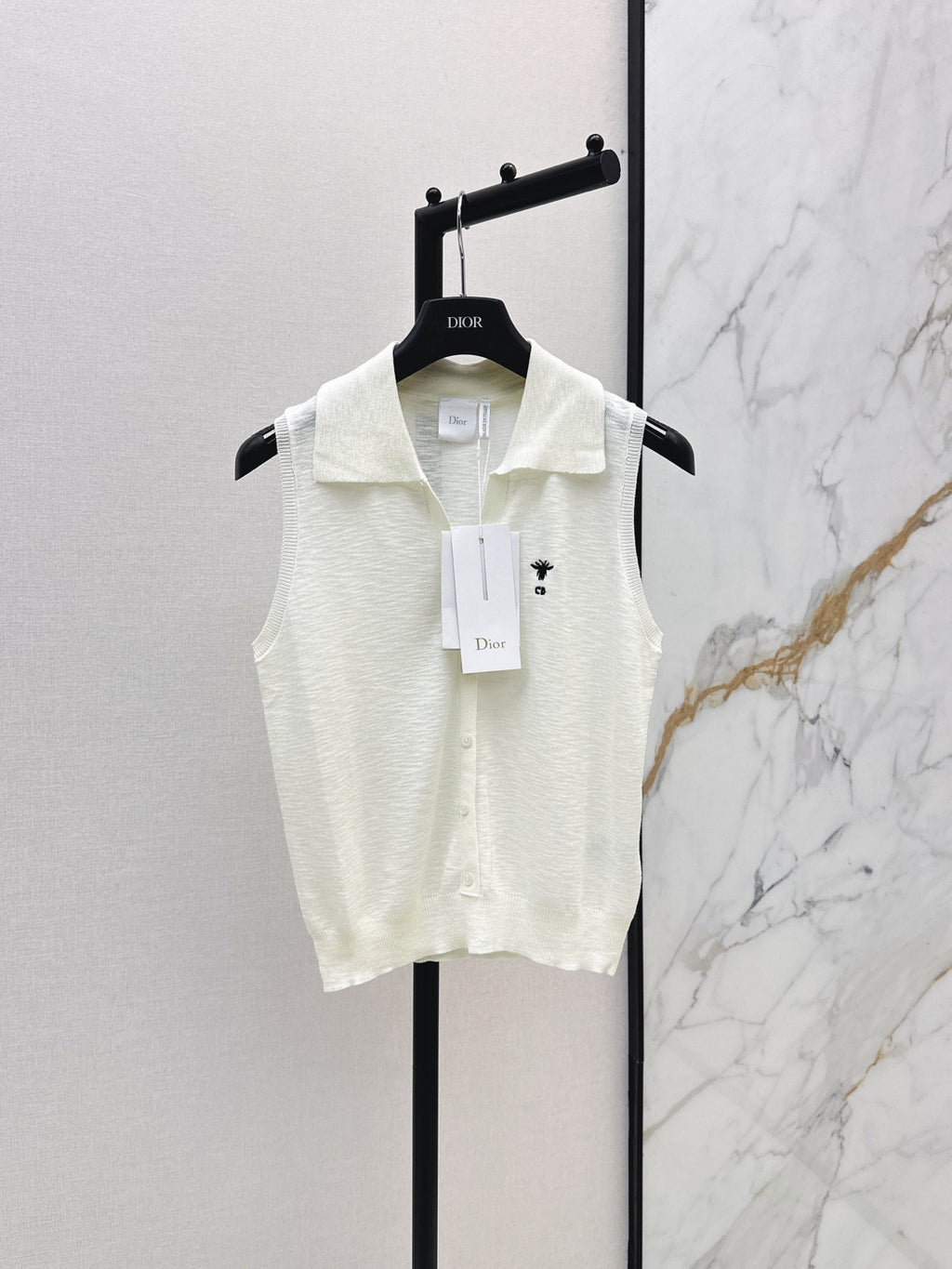 26SS — New Sleeveless Collared Knit Sweater