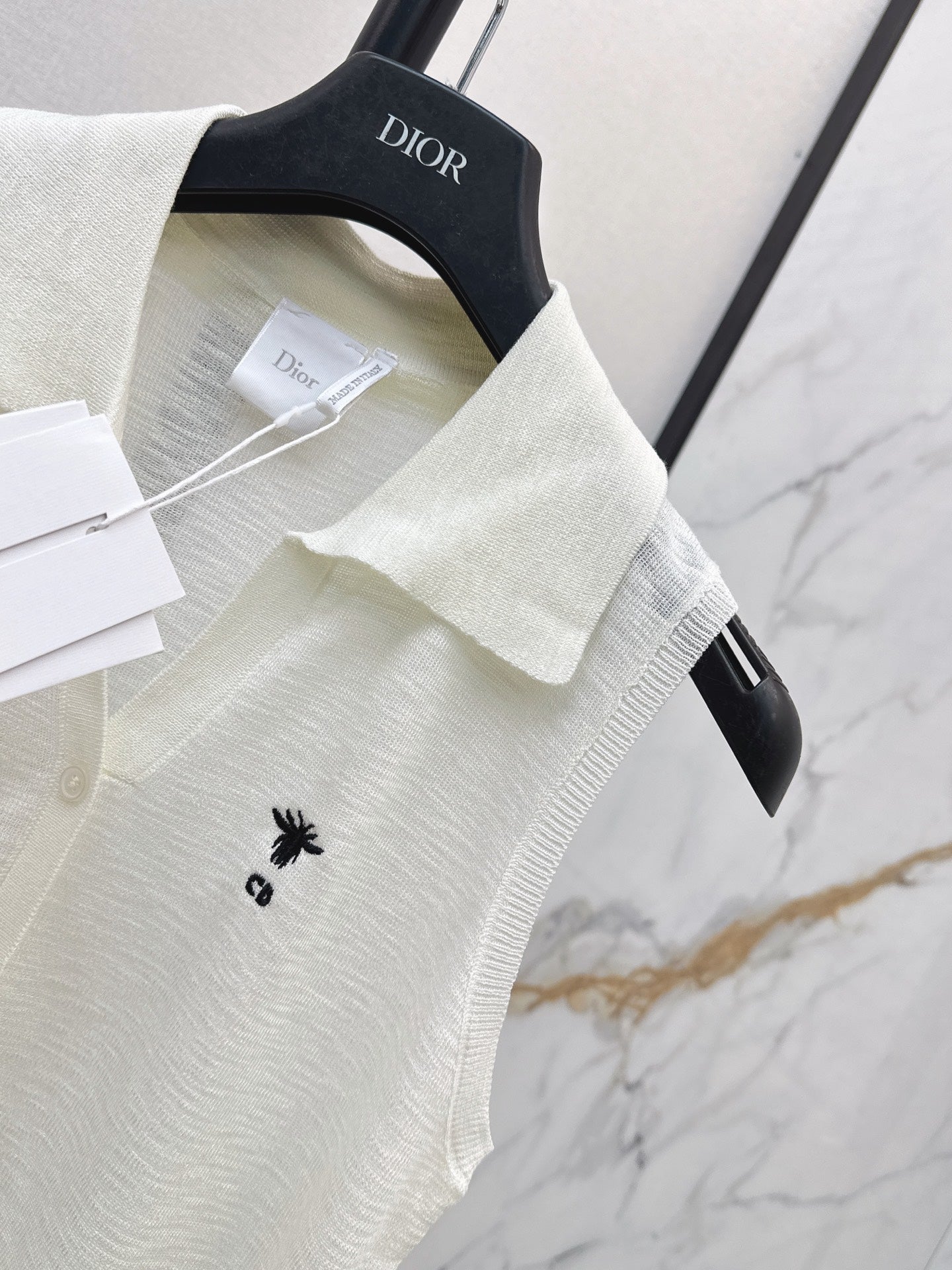26SS — New Sleeveless Collared Knit Sweater