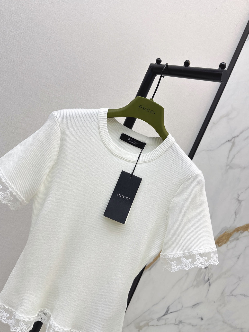 26SS — New Lace-Trimmed Short-Sleeve Top