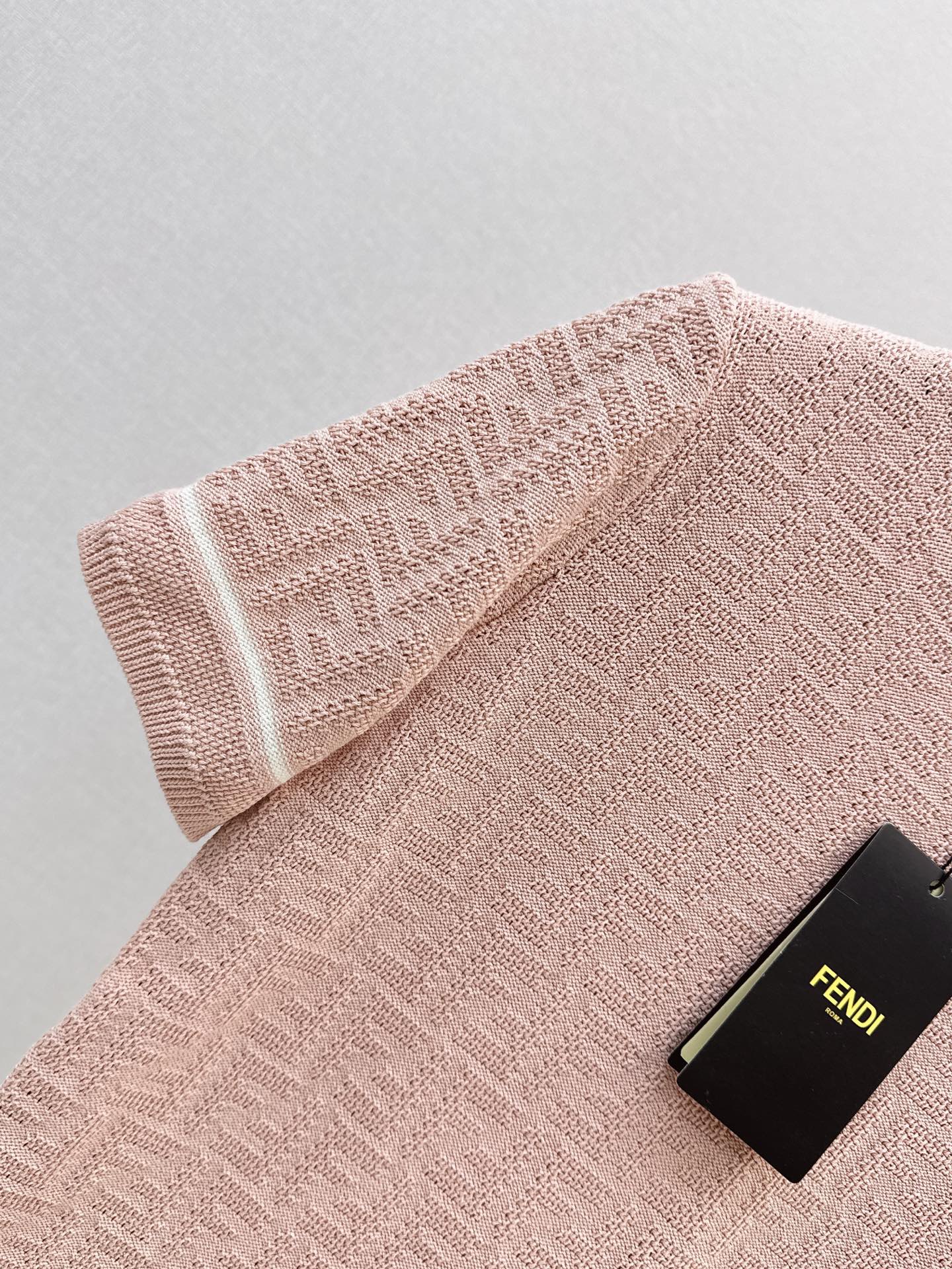26SS — New Pink Jacquard Knit Sweater