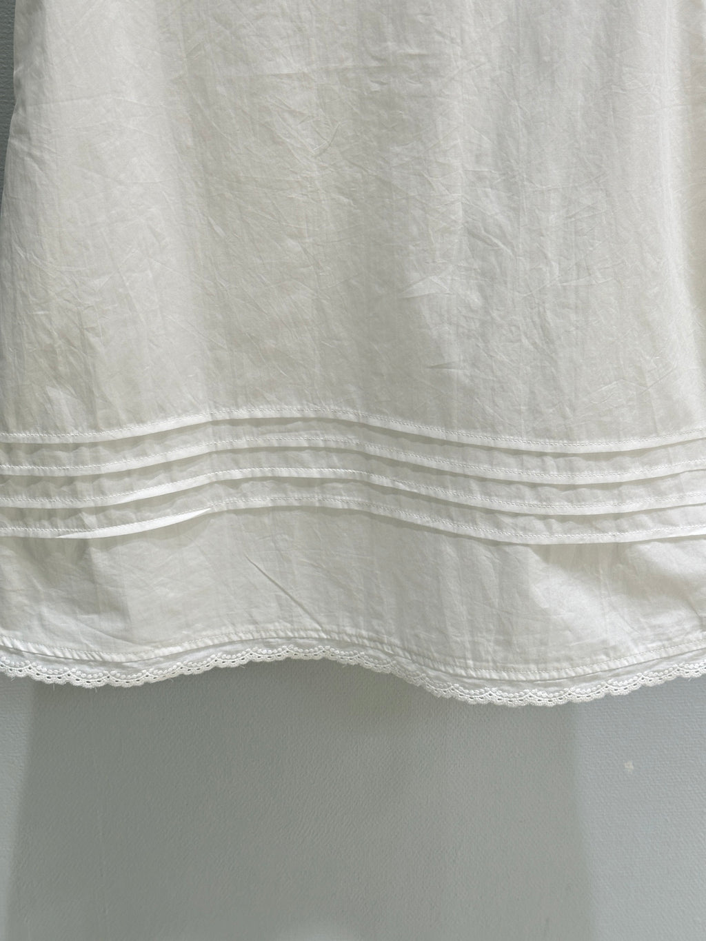 26SS — New V-neck sleeveless A-line dress