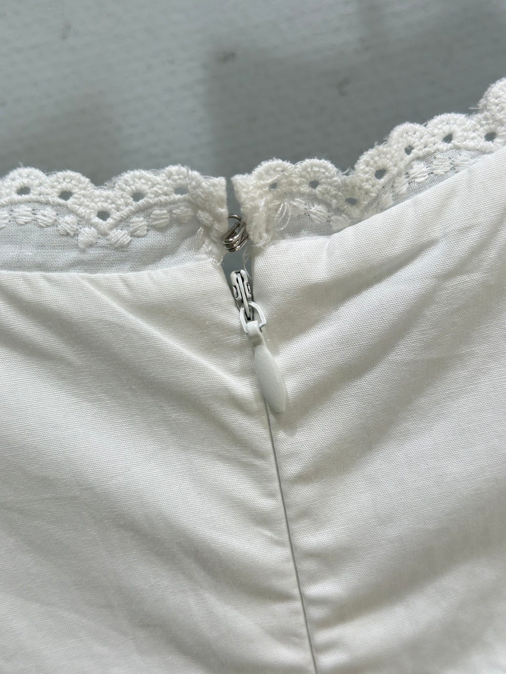 26SS — New V-neck sleeveless A-line dress