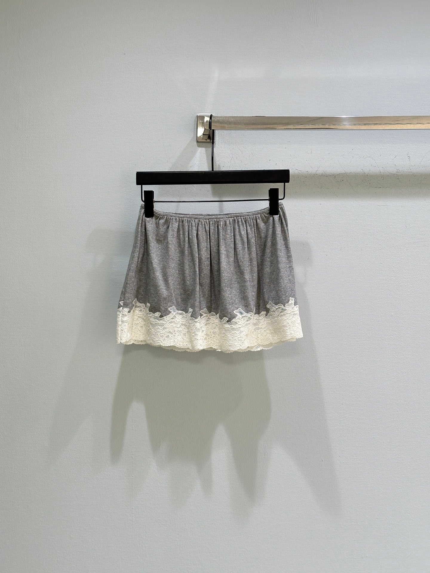 26SS — Delicate lace-trimmed top + short skirt