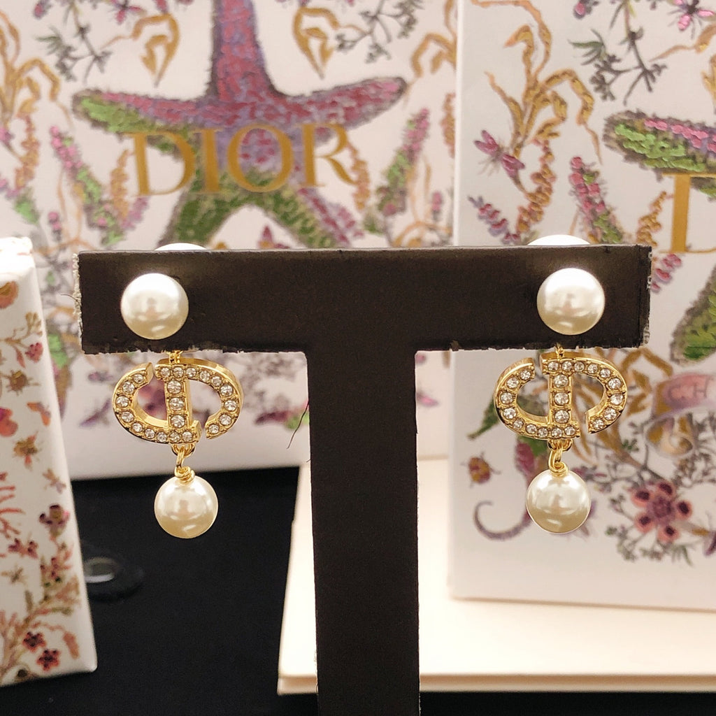 Pearl tassel and diamond earrings