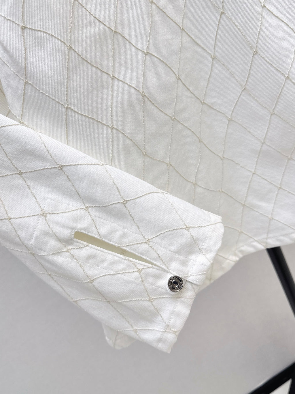 26SS — New Embroidered Diamond Pattern Denim Top