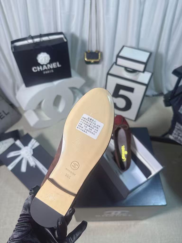 Maillard-colored flats