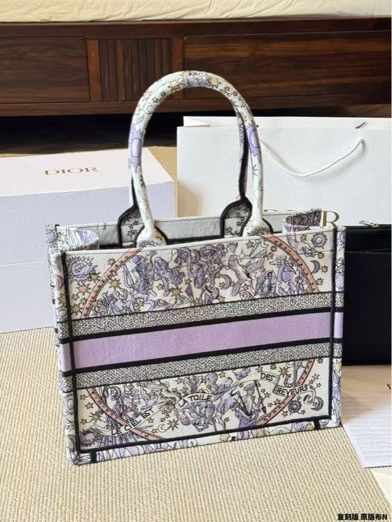 Jacquard butterfly embroidered tote bag
