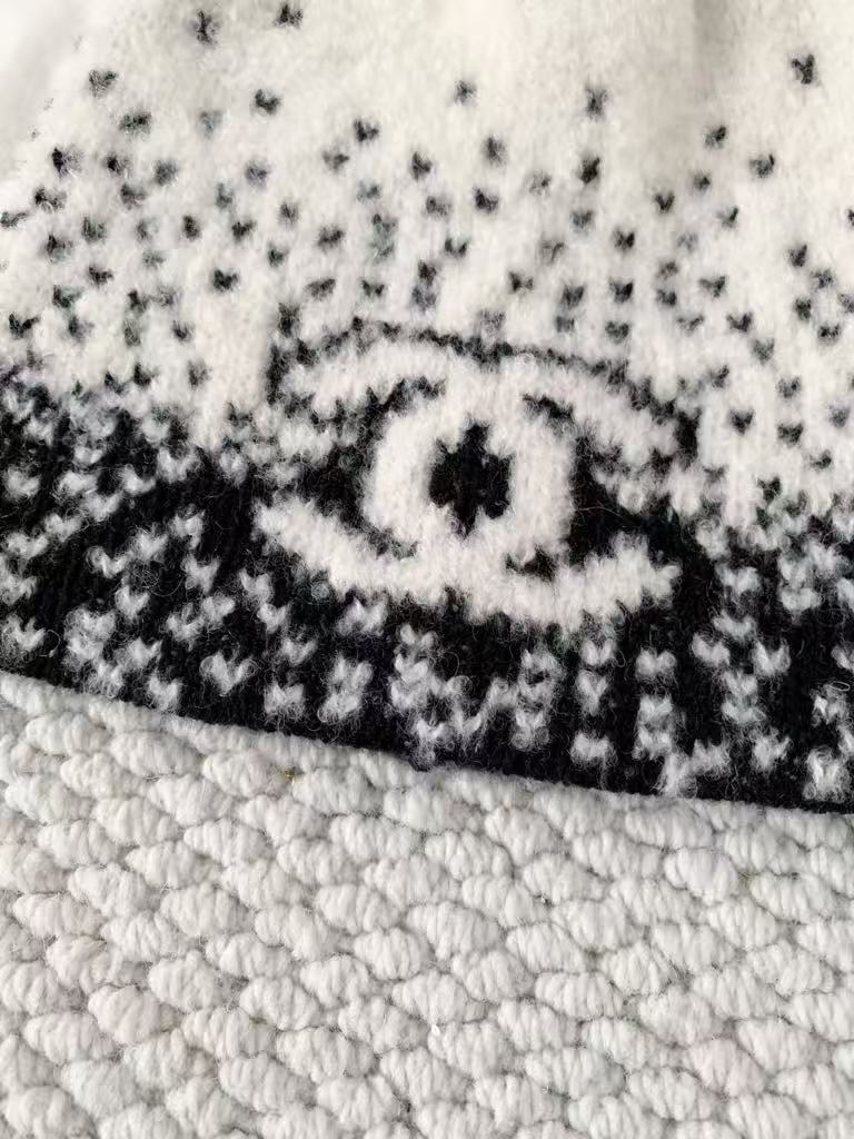 Skiing series knitted cashmere hat