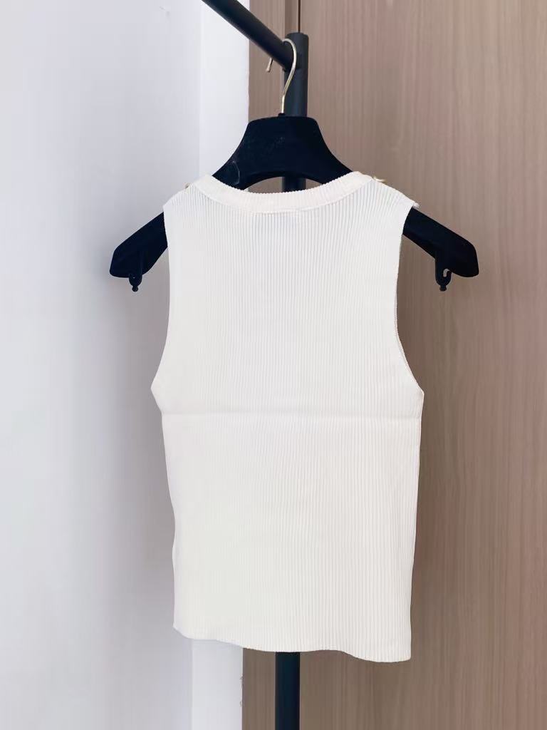 26NEW Knitted vest