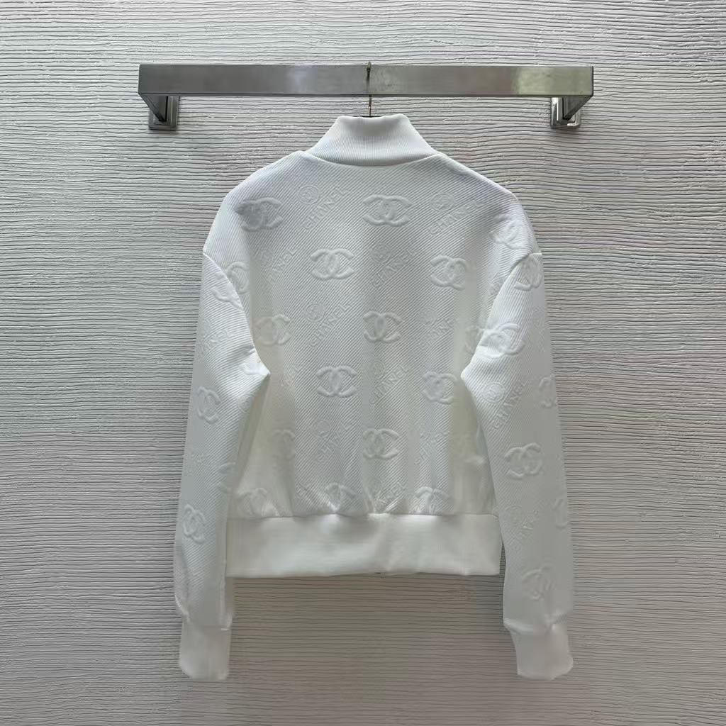 White casual suit