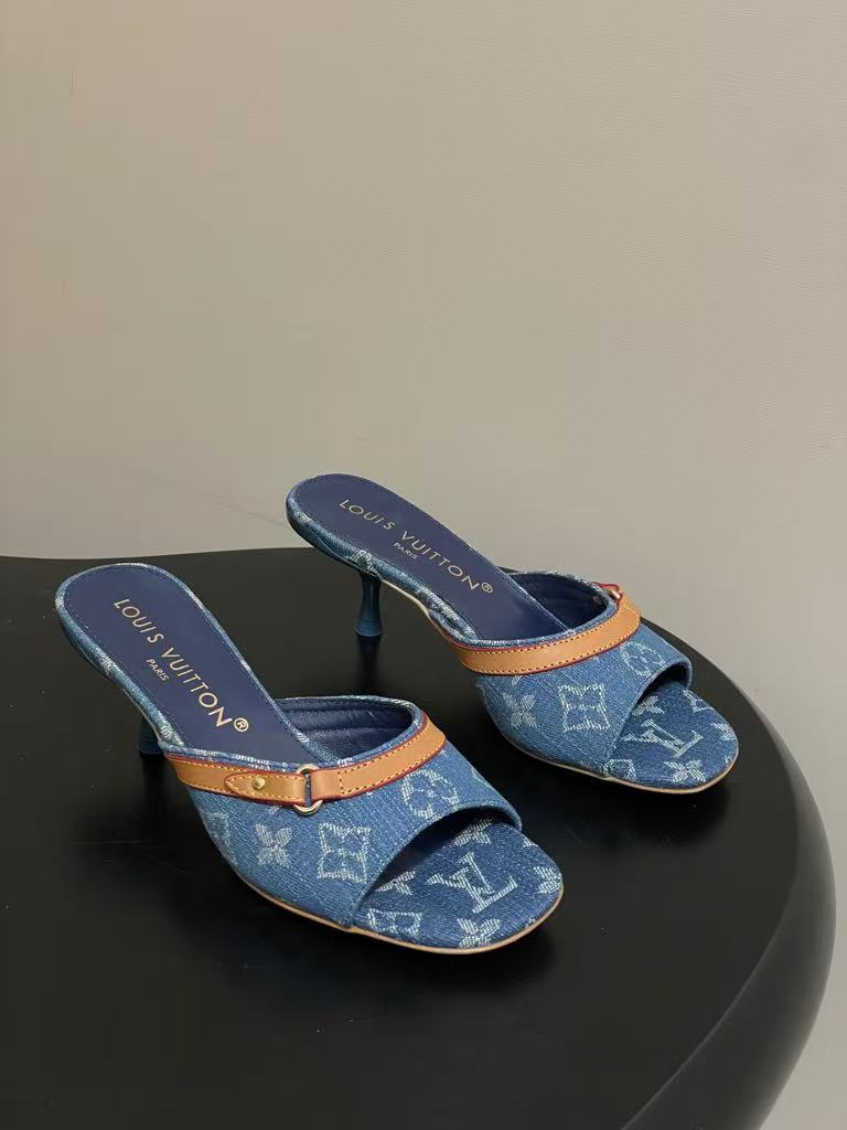 26NEW Denim Kitten Heel Slippers
